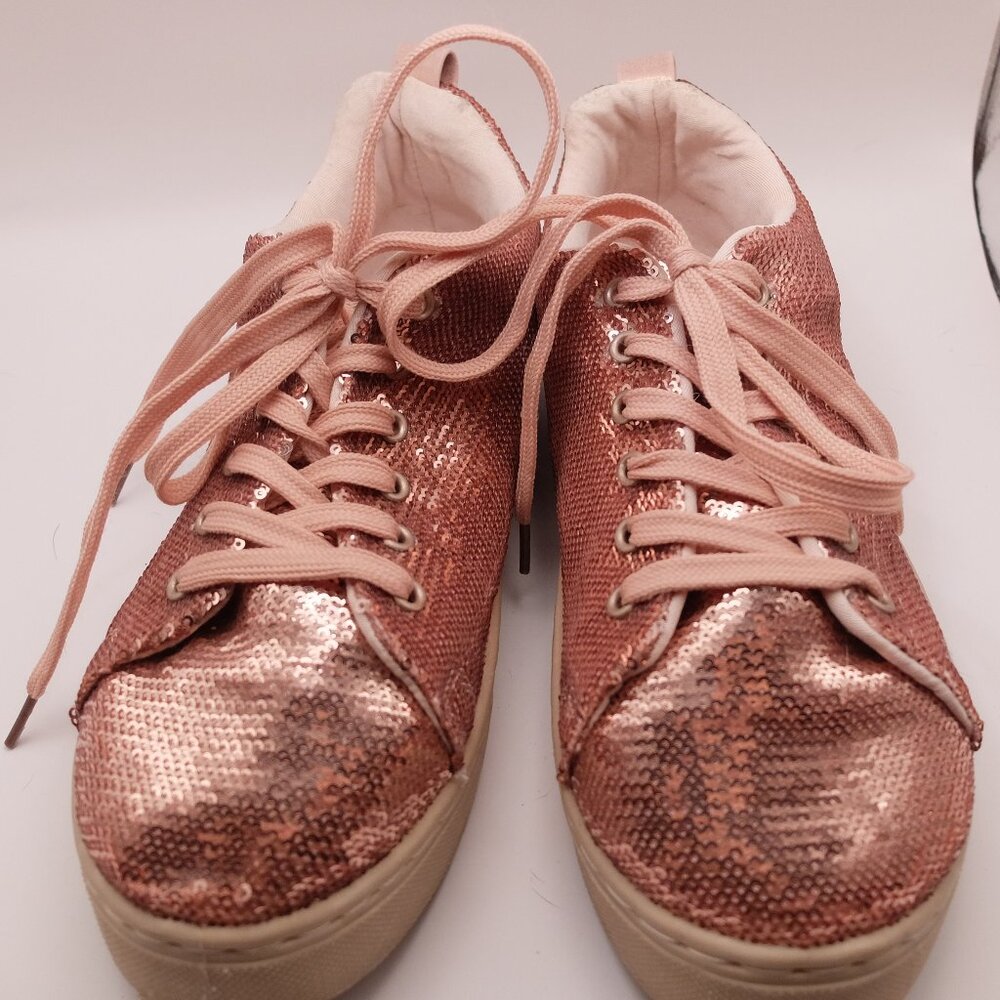 Sparkly tennis shoes